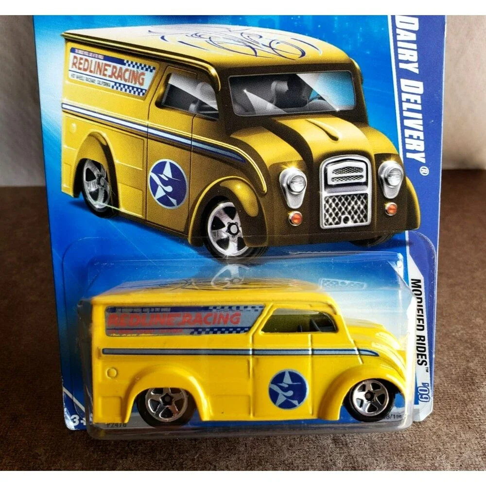 2009 Hot Wheels DAIRY DELIVERY Yellow MODIFIED RIDES SERIES #2/10 1:64 P2478 5SP